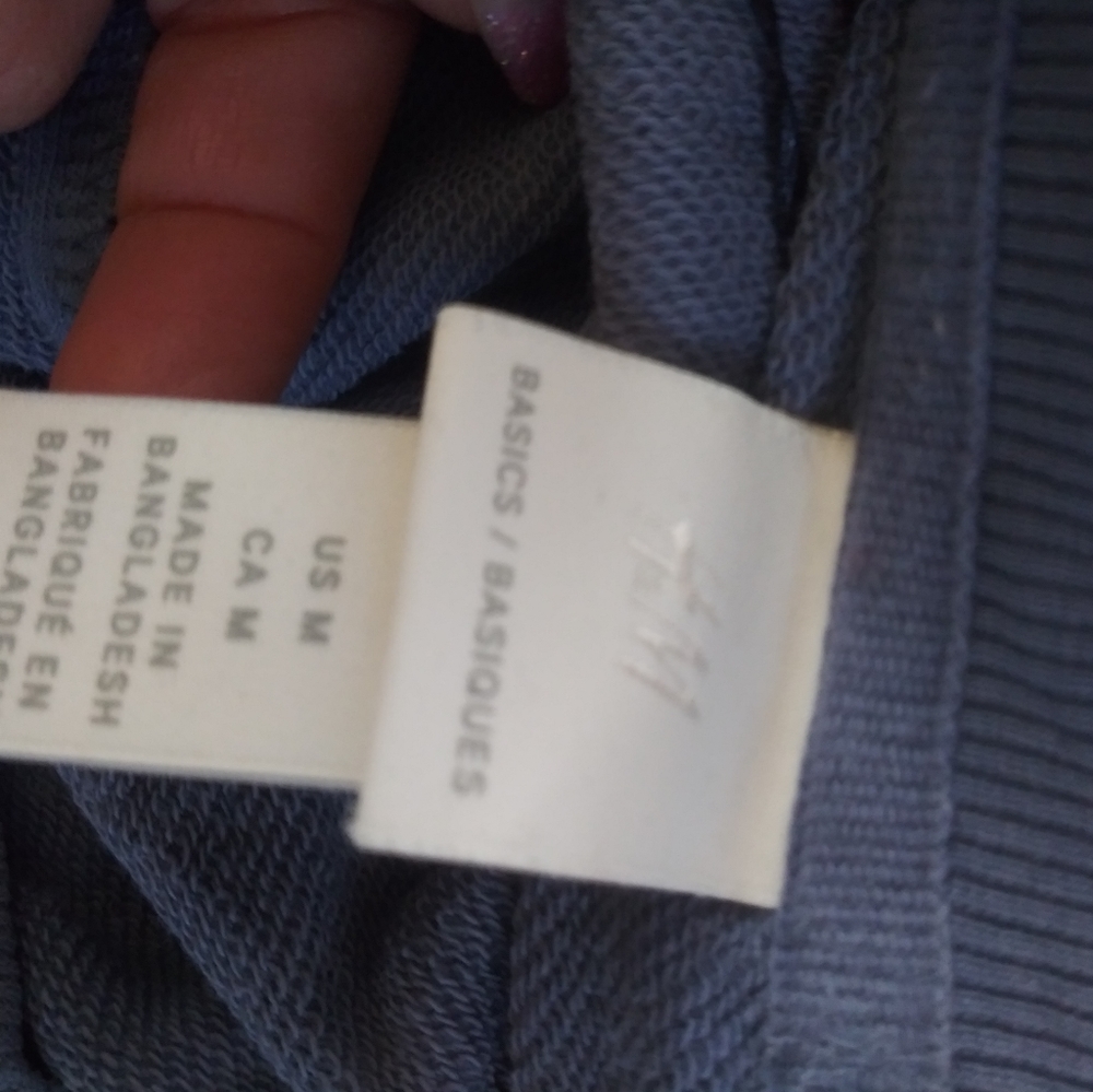 Sweatshirt - Picture 2 of 2